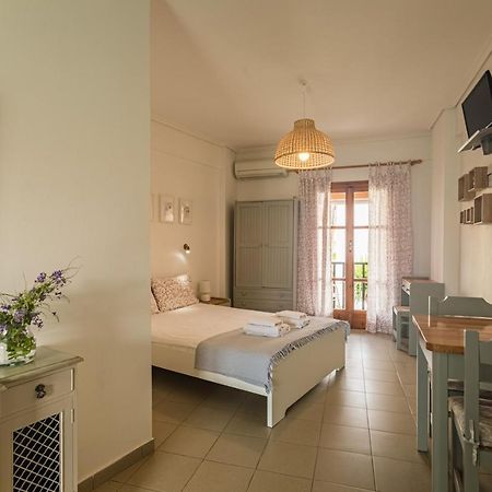 كارداميلي La Strada Studios المظهر الخارجي الصورة